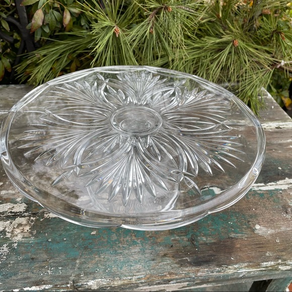 Royal Limited Crystal Cake platter vintage style - Picture 3 of 13